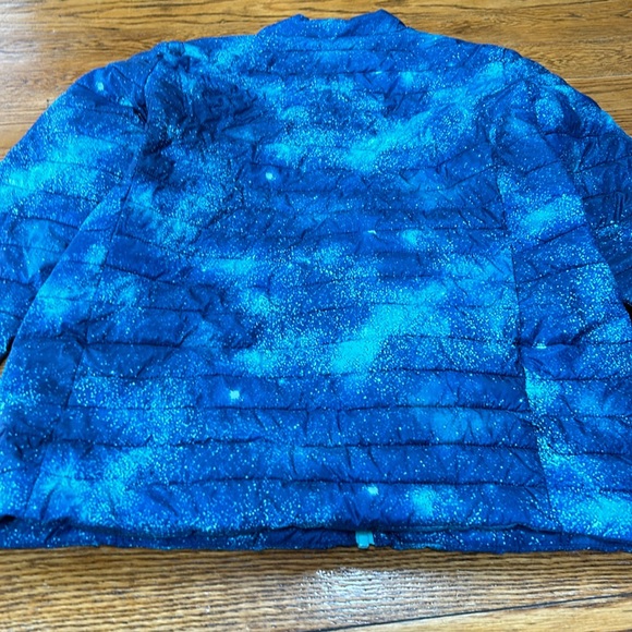 Lands’ End Primaloft girls jacket. Peacock Galaxy. Size XXL (18H-20H). - Picture 9 of 16